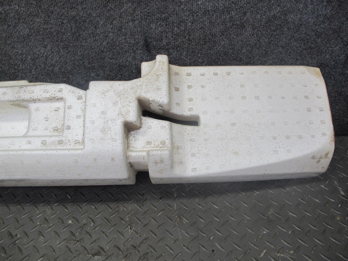2011-2017 Infiniti QX56 QX80 Rear Bumper Cover Impact Energy Absorber Foam