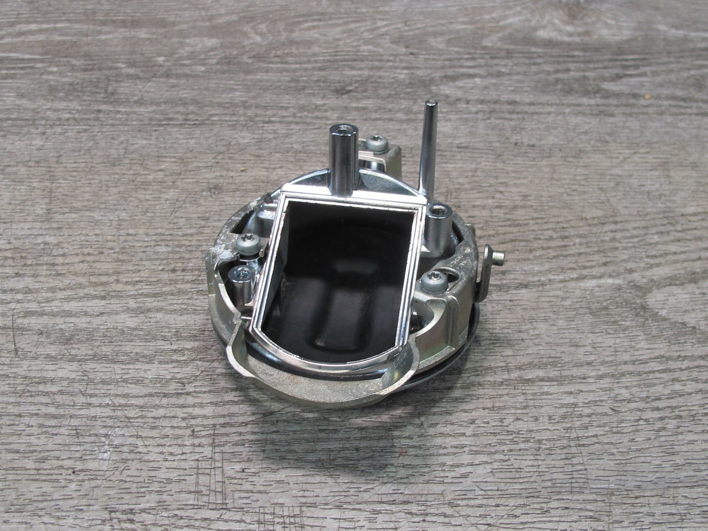 2012-2018 BMW F12 F13 F06 M6 Rear Trunk Lid Opener Emblem Button Ring RVC