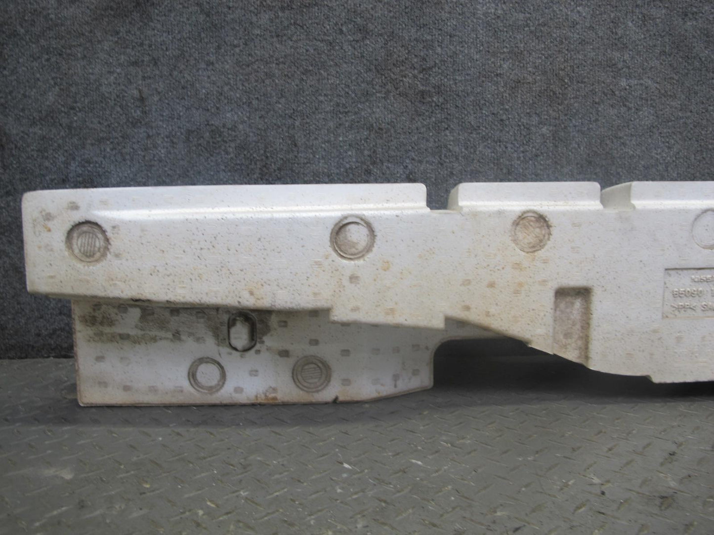 2011-2017 Infiniti QX56 QX80 Rear Bumper Cover Impact Energy Absorber Foam