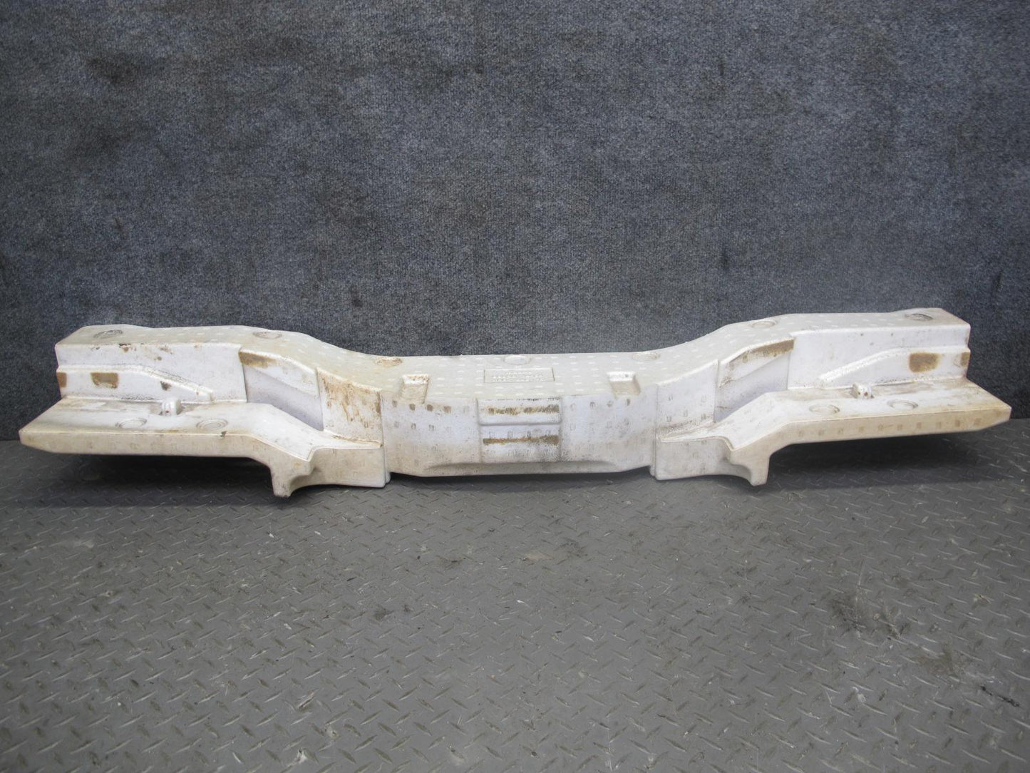 2011-2017 Infiniti QX56 QX80 Rear Bumper Cover Impact Energy Absorber Foam
