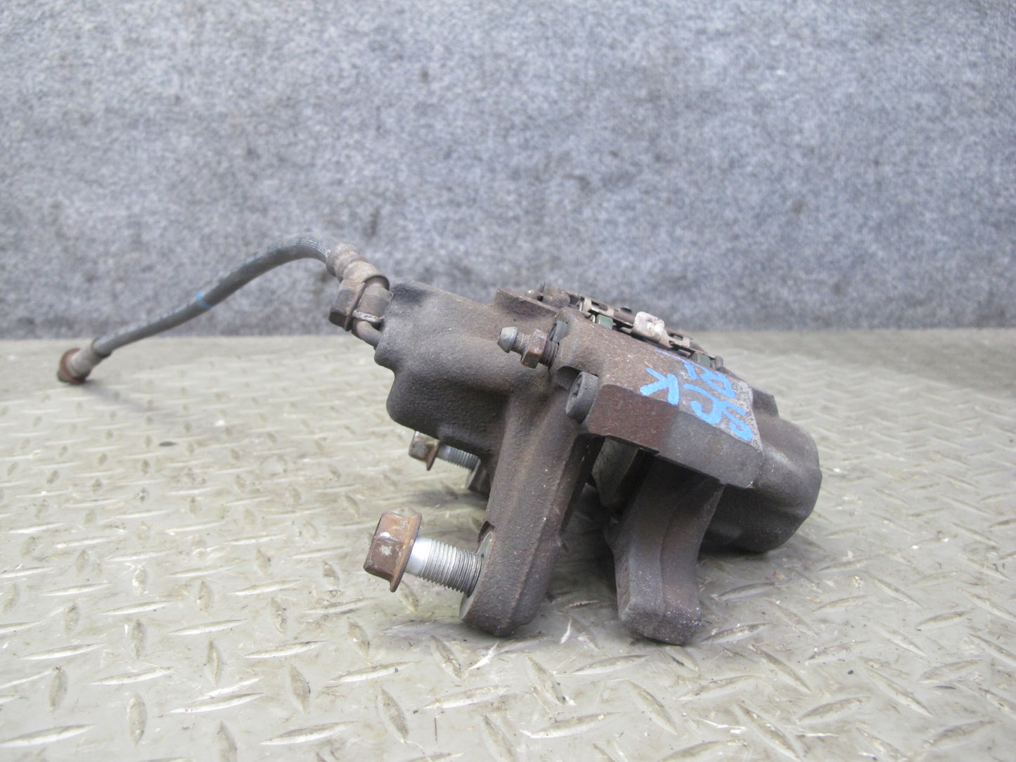 02-10 Lexus Z40 SC430 Set of 2 Rear Left & Right Brake Caliper OEM
