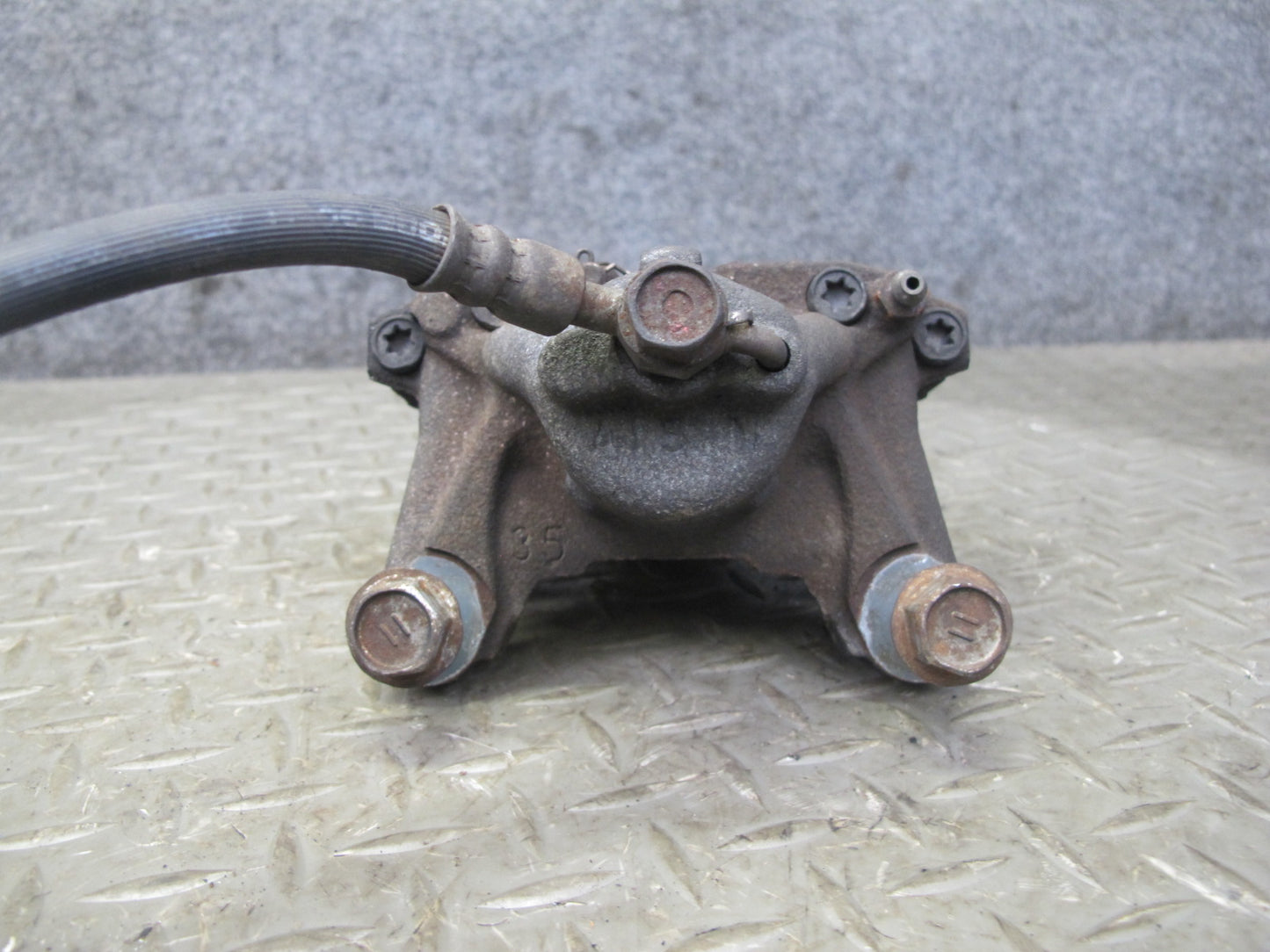02-10 Lexus Z40 SC430 Set of 2 Rear Left & Right Brake Caliper OEM