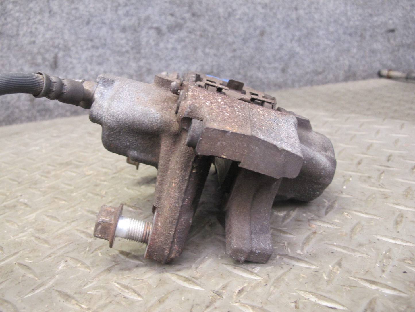 02-10 Lexus Z40 SC430 Set of 2 Rear Left & Right Brake Caliper OEM