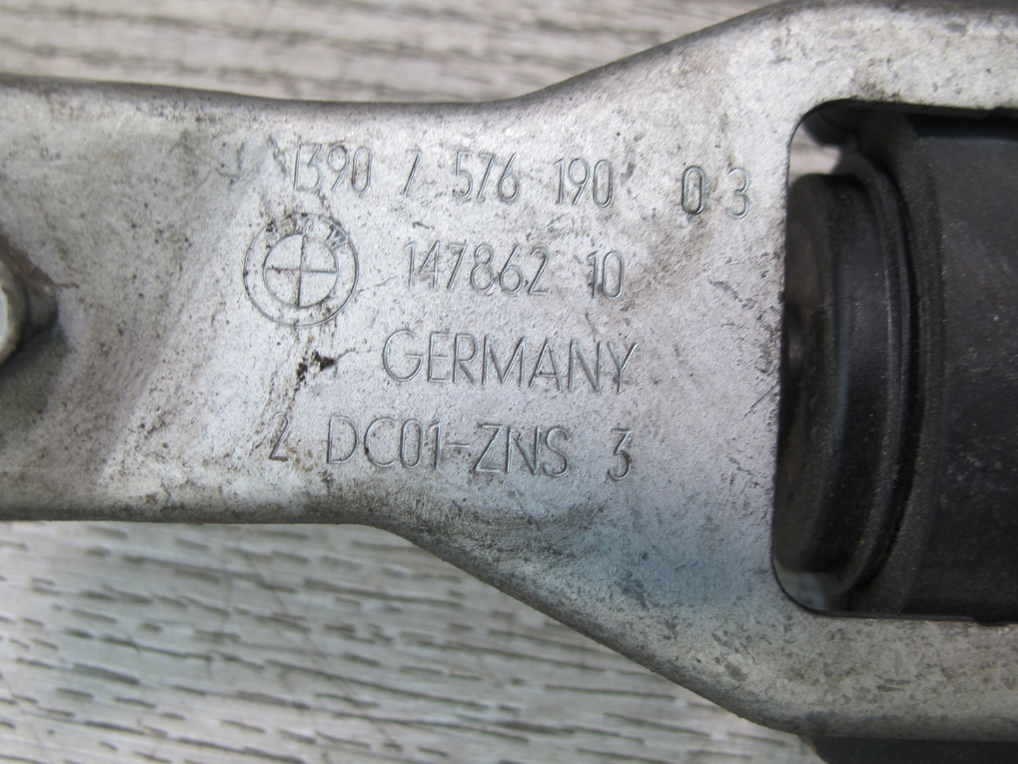 11-13 BMW F07 F10 550I 4.4L N63 Fuel Vapor Purge Vent Valve w Bracket Mount OEM