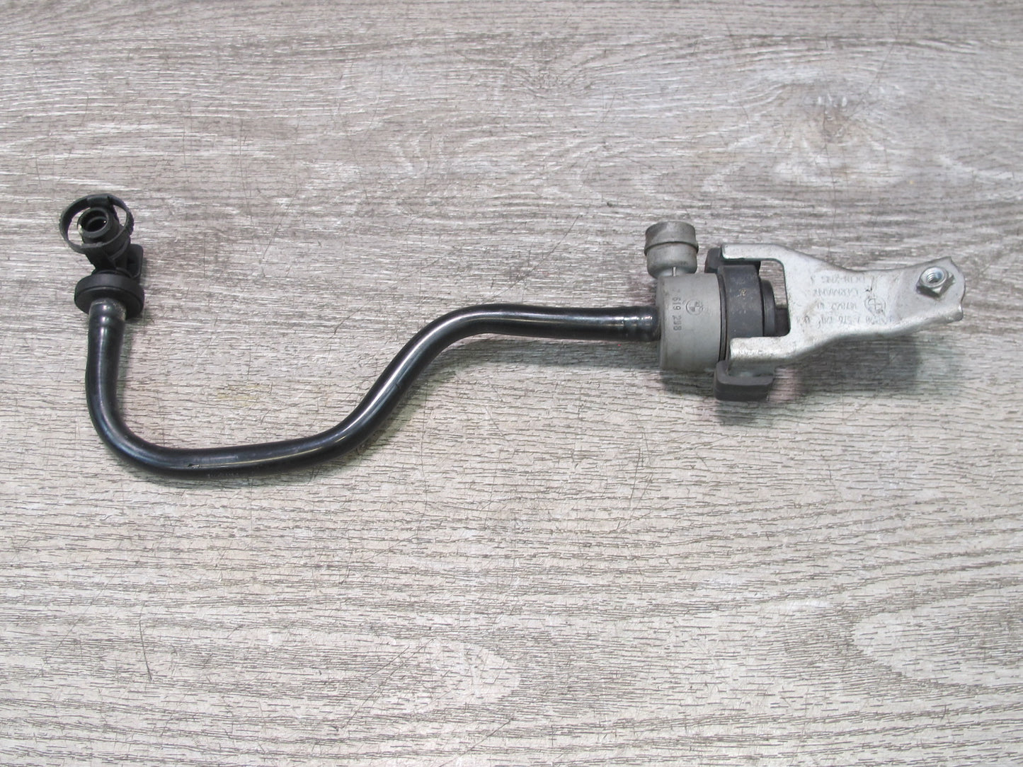 11-13 BMW F07 F10 550I 4.4L N63 Fuel Vapor Purge Vent Valve w Bracket Mount OEM