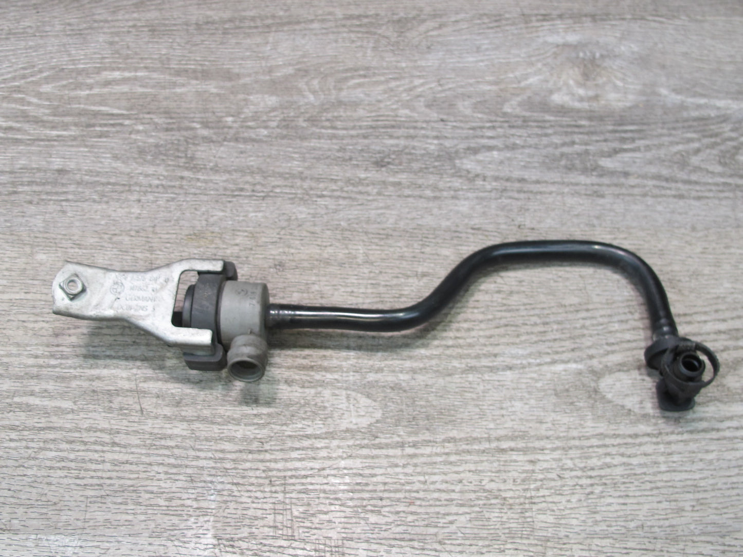 11-13 BMW F07 F10 550I 4.4L N63 Fuel Vapor Purge Vent Valve w Bracket Mount OEM