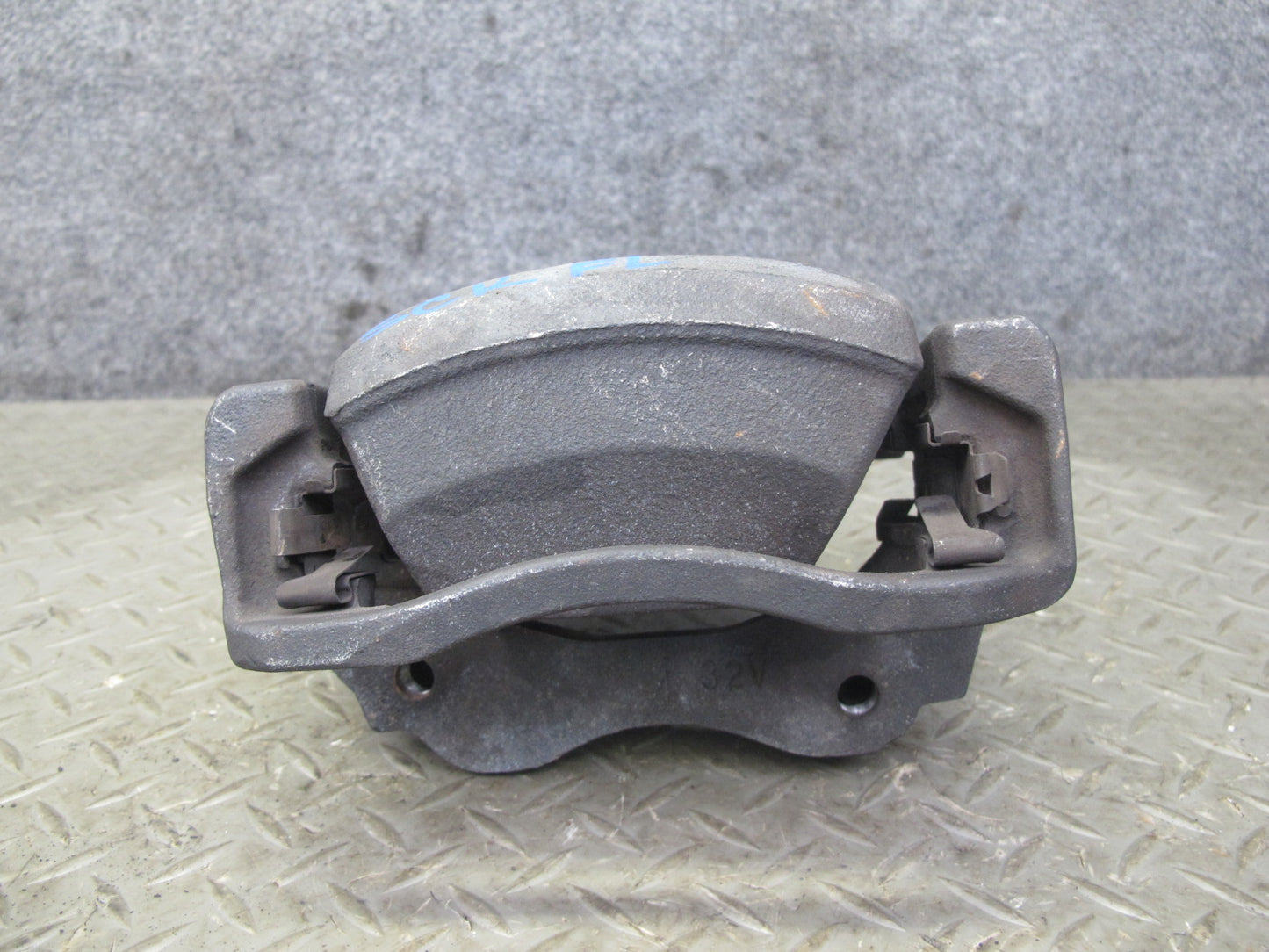 02-10 Lexus Z40 SC430 Set of 2 Front Left & Right Brake Caliper OEM