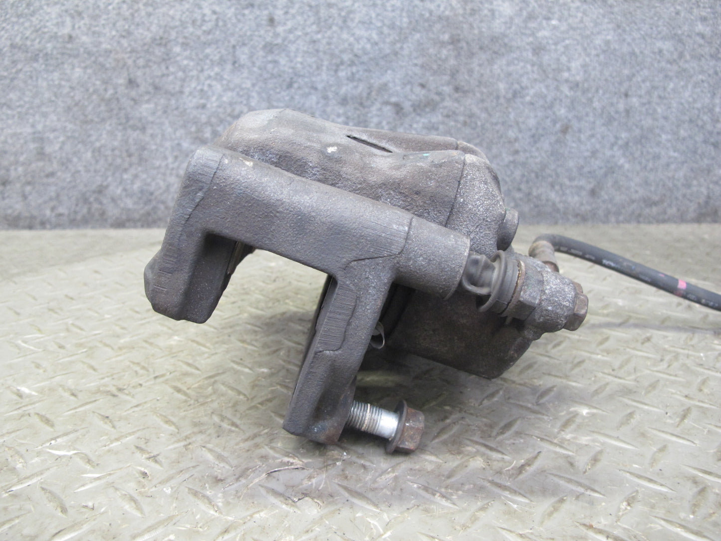 02-10 Lexus Z40 SC430 Set of 2 Front Left & Right Brake Caliper OEM