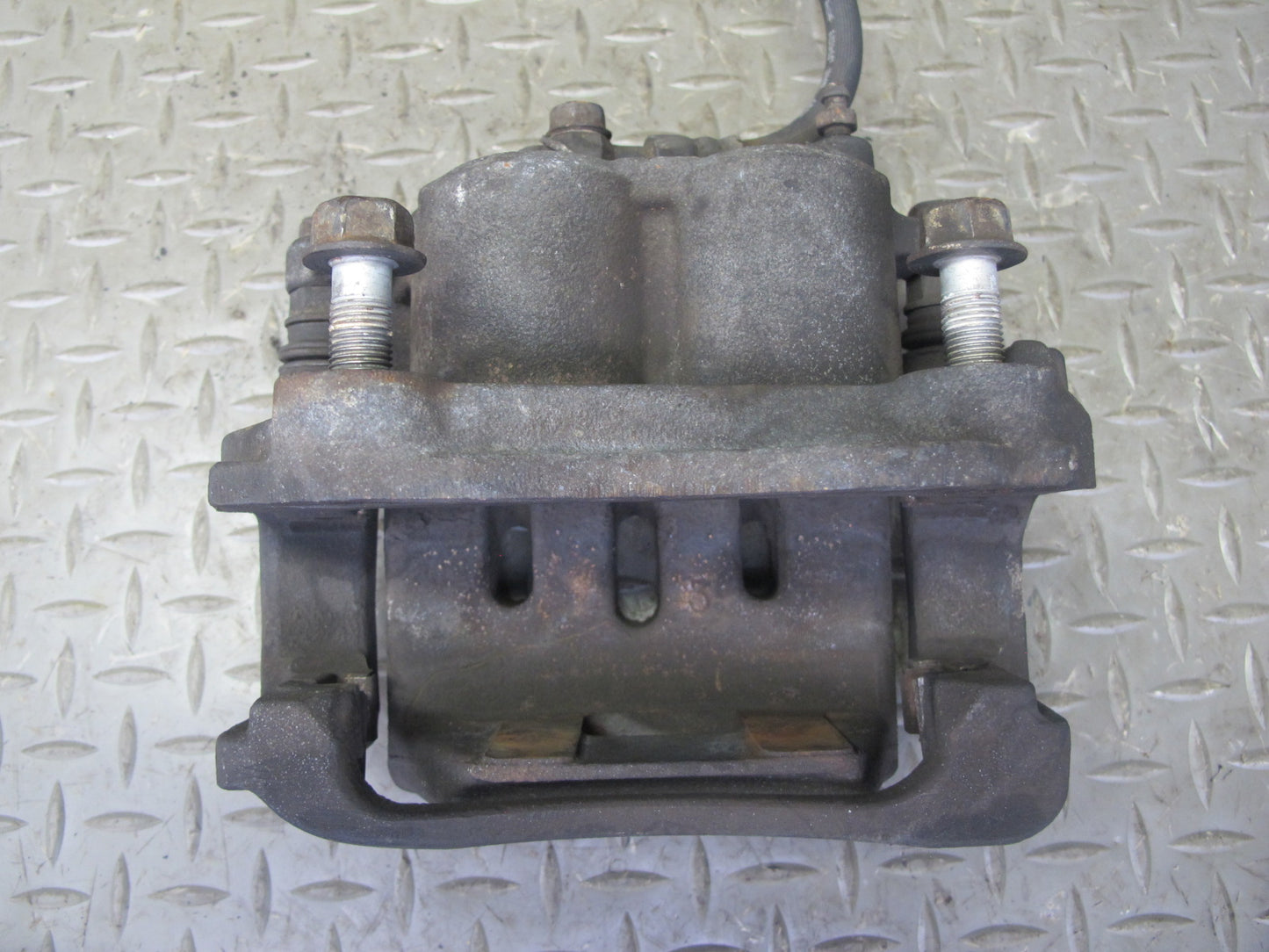 02-10 Lexus Z40 SC430 Set of 2 Front Left & Right Brake Caliper OEM