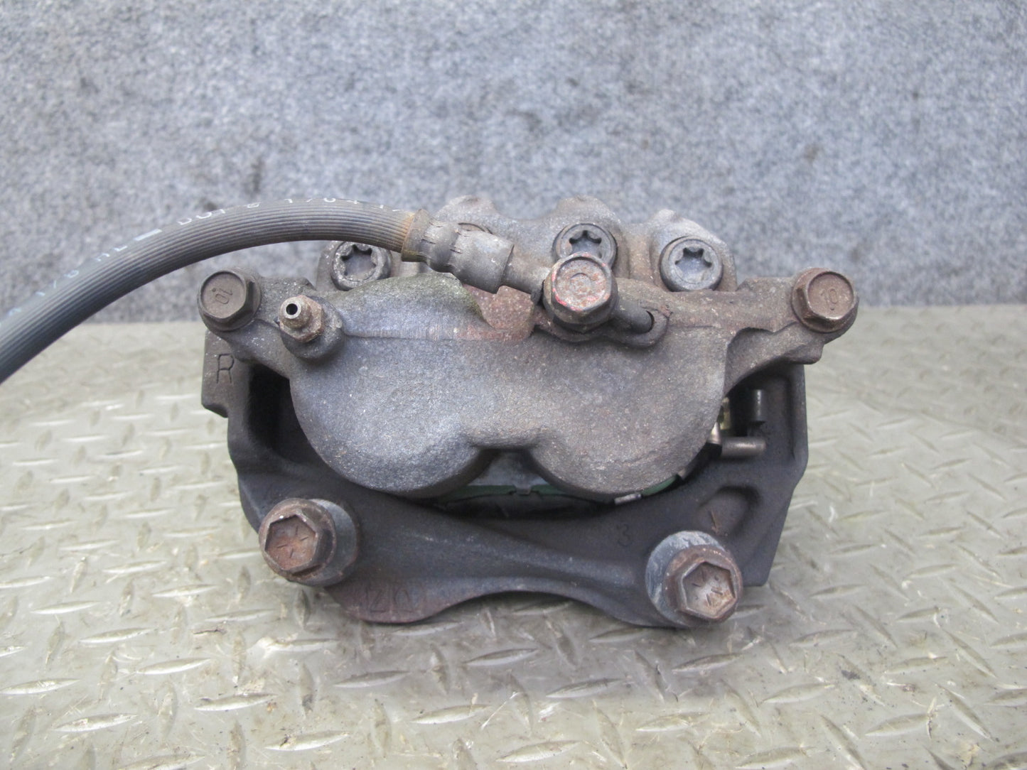 02-10 Lexus Z40 SC430 Set of 2 Front Left & Right Brake Caliper OEM