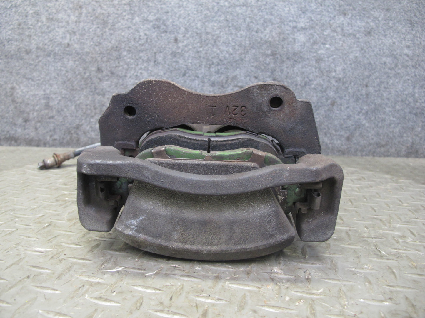02-10 Lexus Z40 SC430 Set of 2 Front Left & Right Brake Caliper OEM