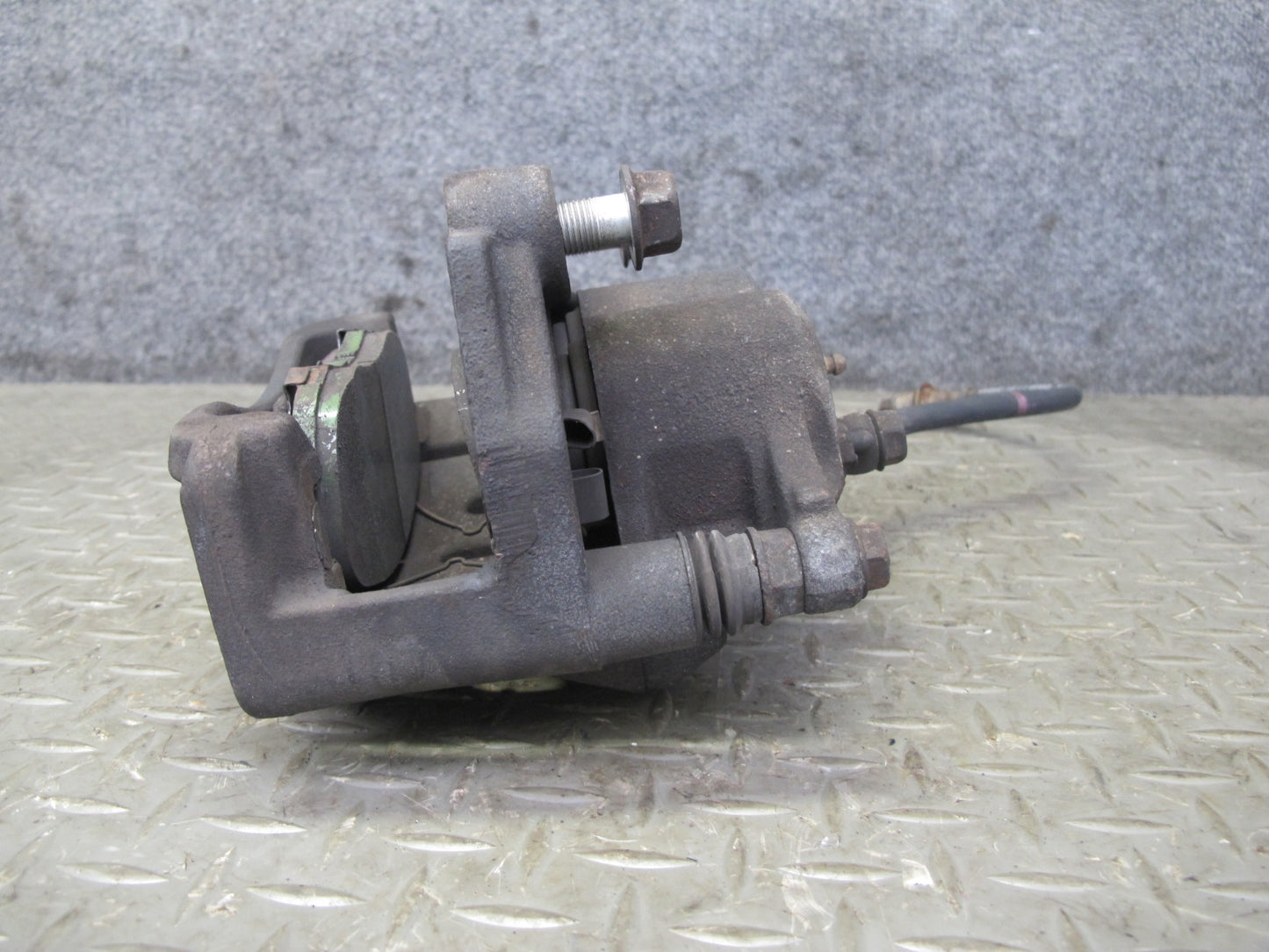 02-10 Lexus Z40 SC430 Set of 2 Front Left & Right Brake Caliper OEM