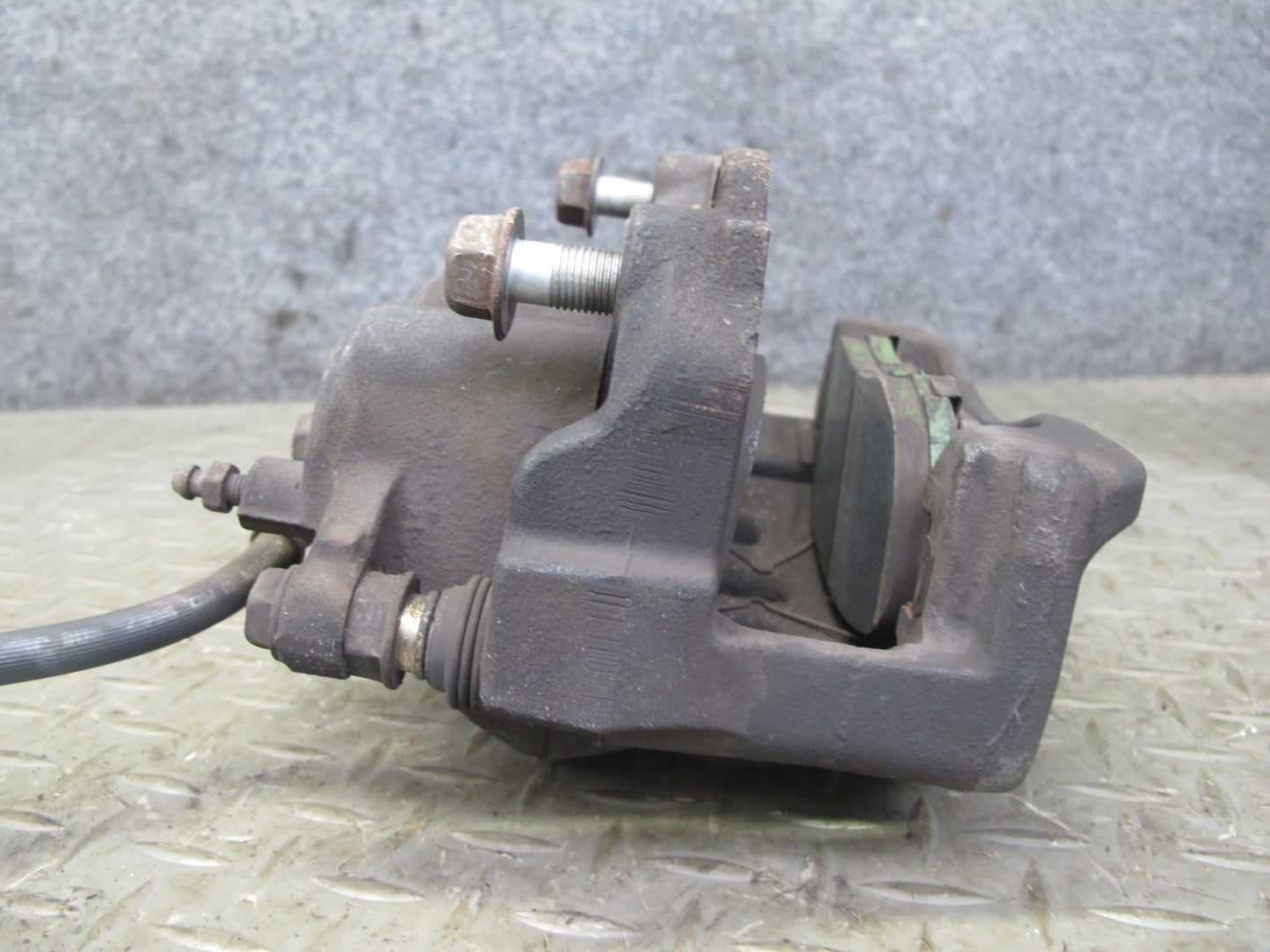 02-10 Lexus Z40 SC430 Set of 2 Front Left & Right Brake Caliper OEM