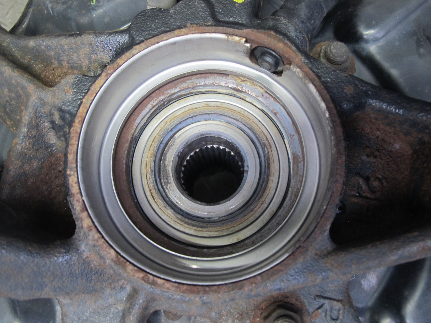 02-10 Lexus SC430 Rear Right Side Spindle Knuckle Wheel Hub Bearing OEM