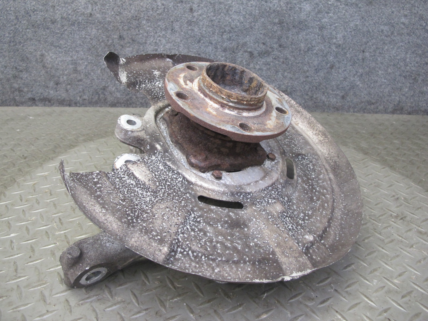 11-16 BMW F10 5-SERIES 550i AWD Rear Right Spindle Knuckle Wheel Hub Bearing OEM