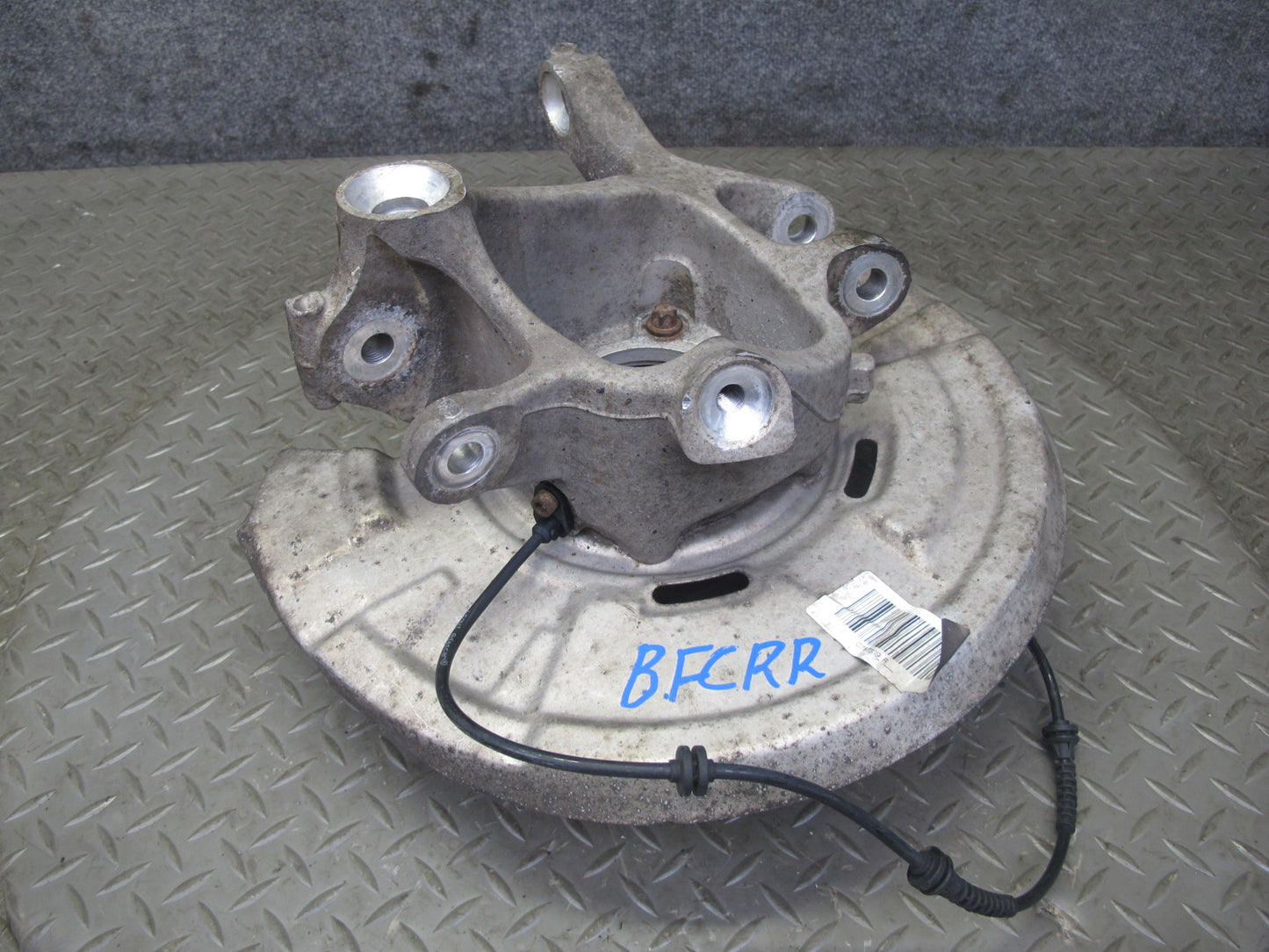11-16 BMW F10 5-SERIES 550i AWD Rear Right Spindle Knuckle Wheel Hub Bearing OEM
