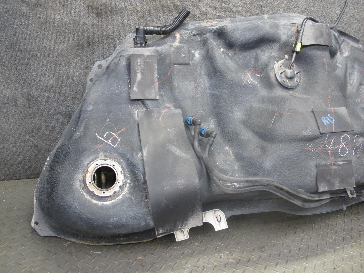 06-13 Lexus IS350 IS250 Gas Fuel Tank w Heat Shield Assembly OEM
