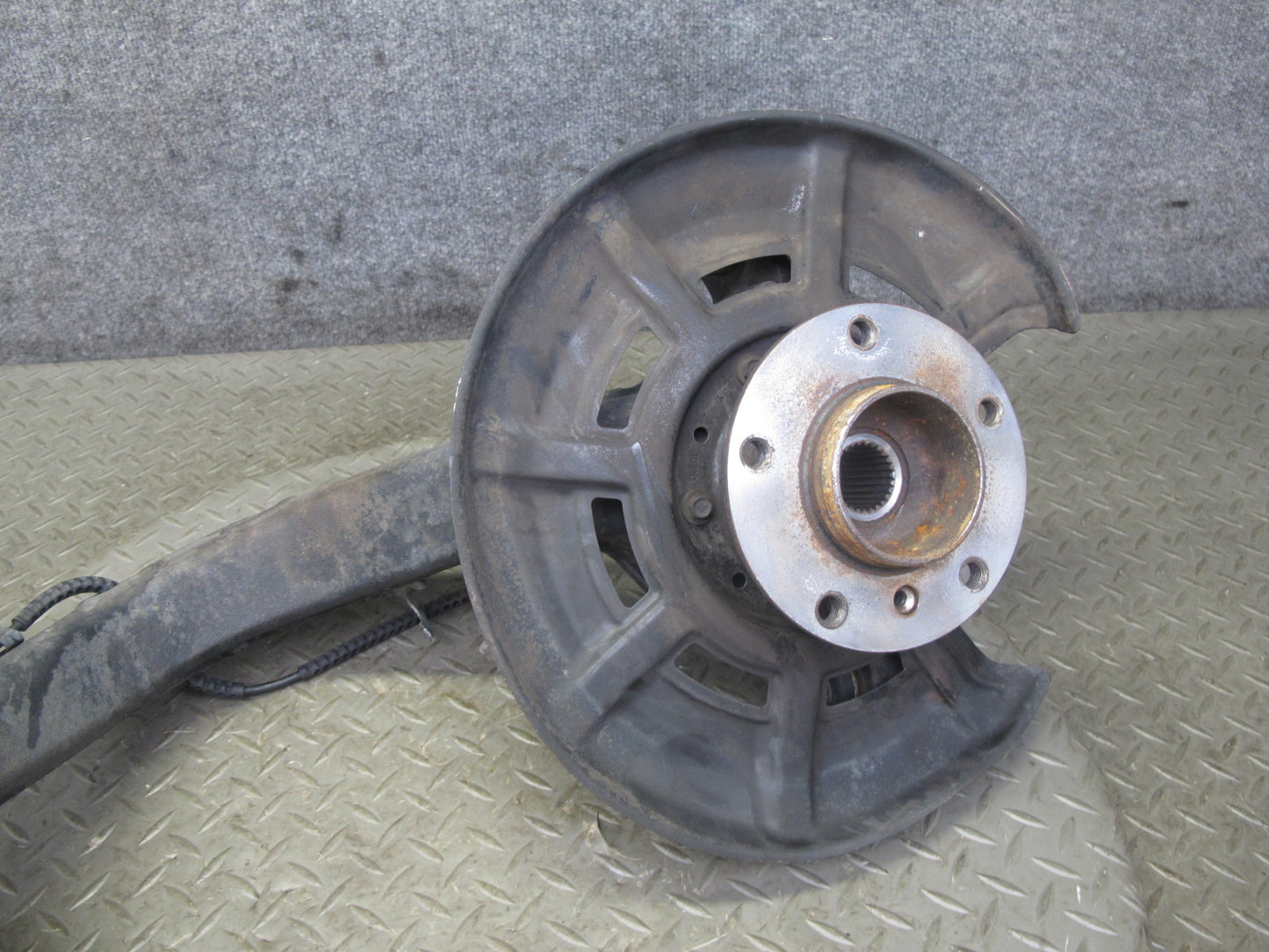 09-16 BMW E89 Z4 Rear Right Spindle Knuckle Wheel Hub Trailing Arm 105K Mile OEM