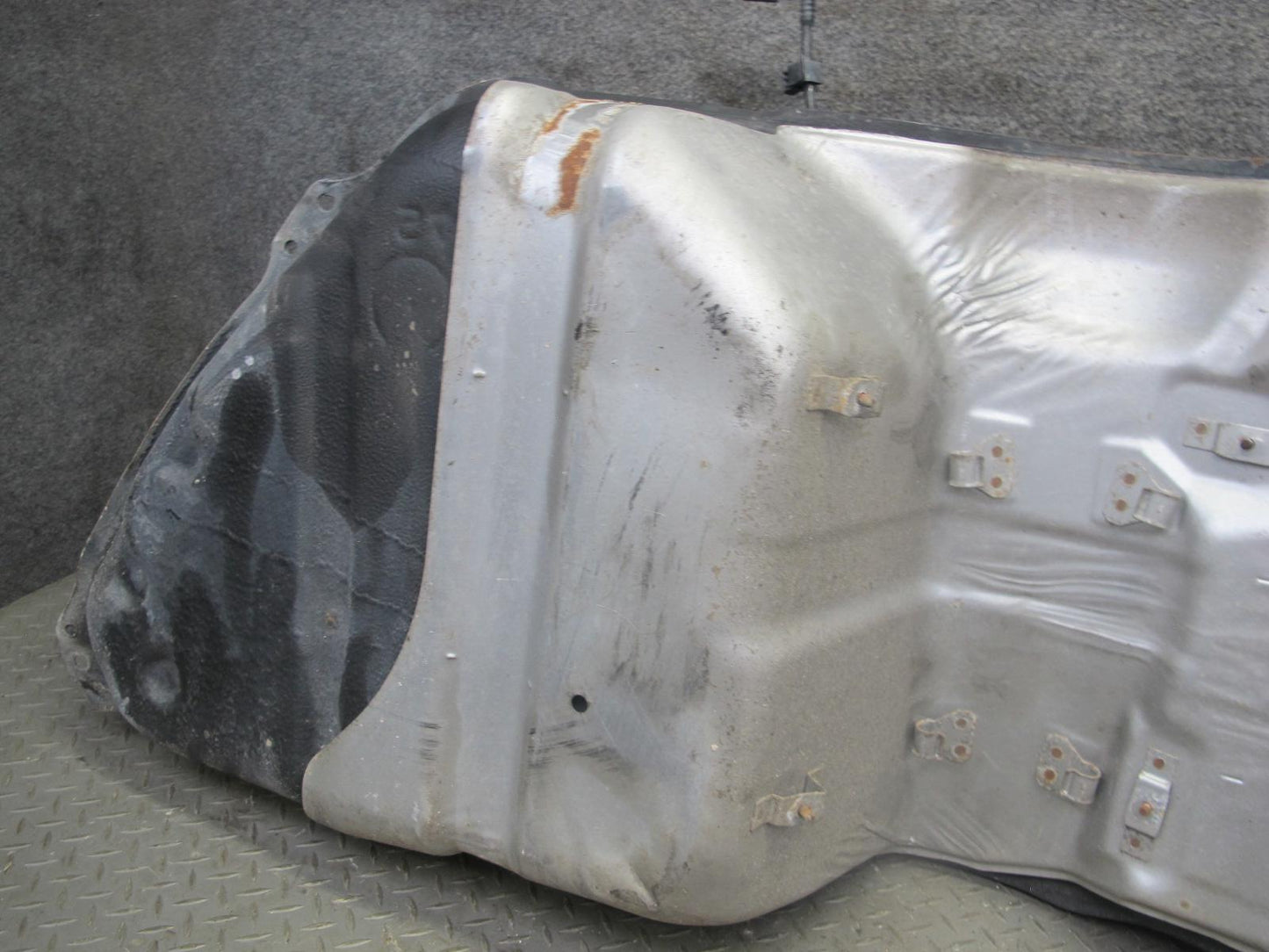 06-13 Lexus IS350 IS250 Gas Fuel Tank w Heat Shield Assembly OEM