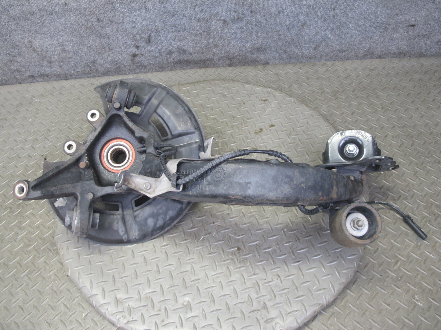 09-16 BMW E89 Z4 Rear Left Spindle Knuckle Wheel Hub Trailing Arm 105K Miles OEM