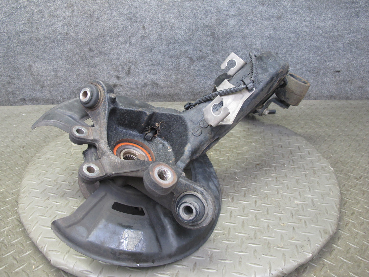 09-16 BMW E89 Z4 Rear Left Spindle Knuckle Wheel Hub Trailing Arm 105K Miles OEM