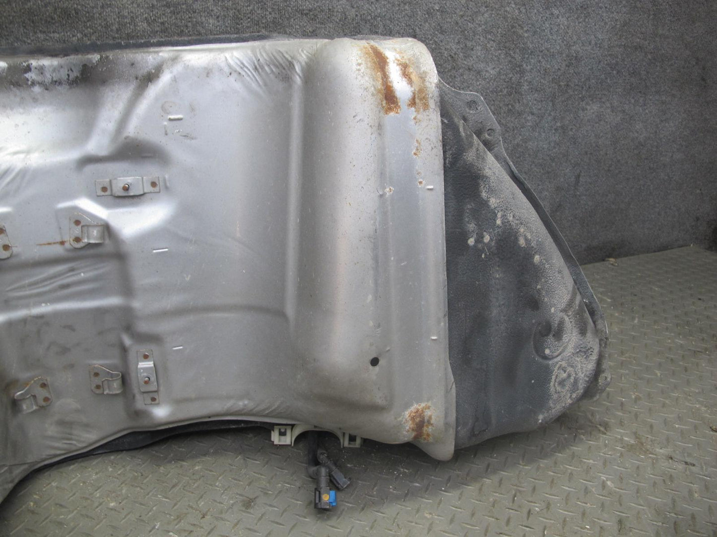 06-15 Lexus IS350 IS250 Gas Fuel Tank w Heat Shield Assembly OEM
