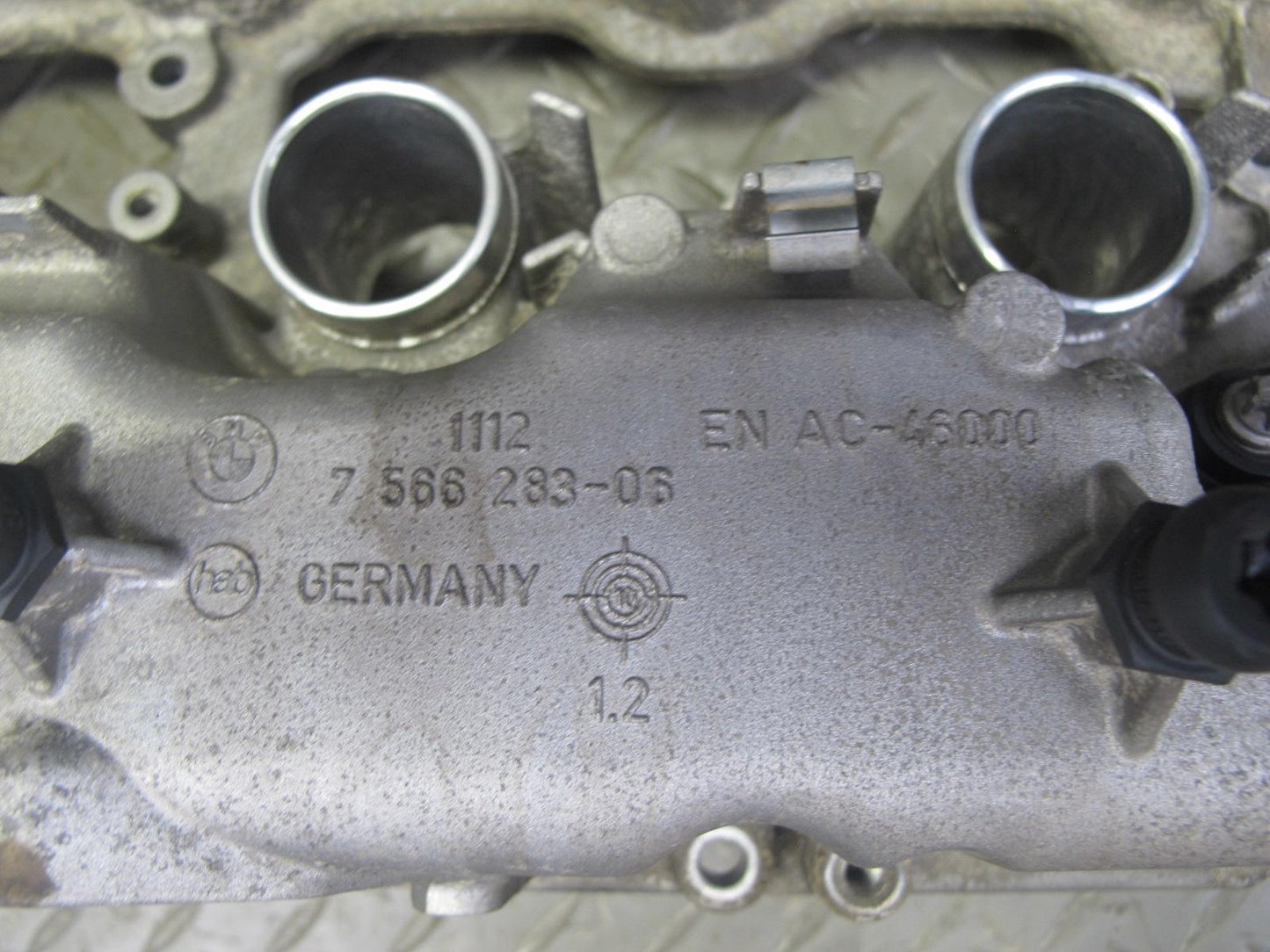 11-13 BMW F07 F12 F10 550I N63 Right Engine Cylinder Head Valve Cover 103K OEM