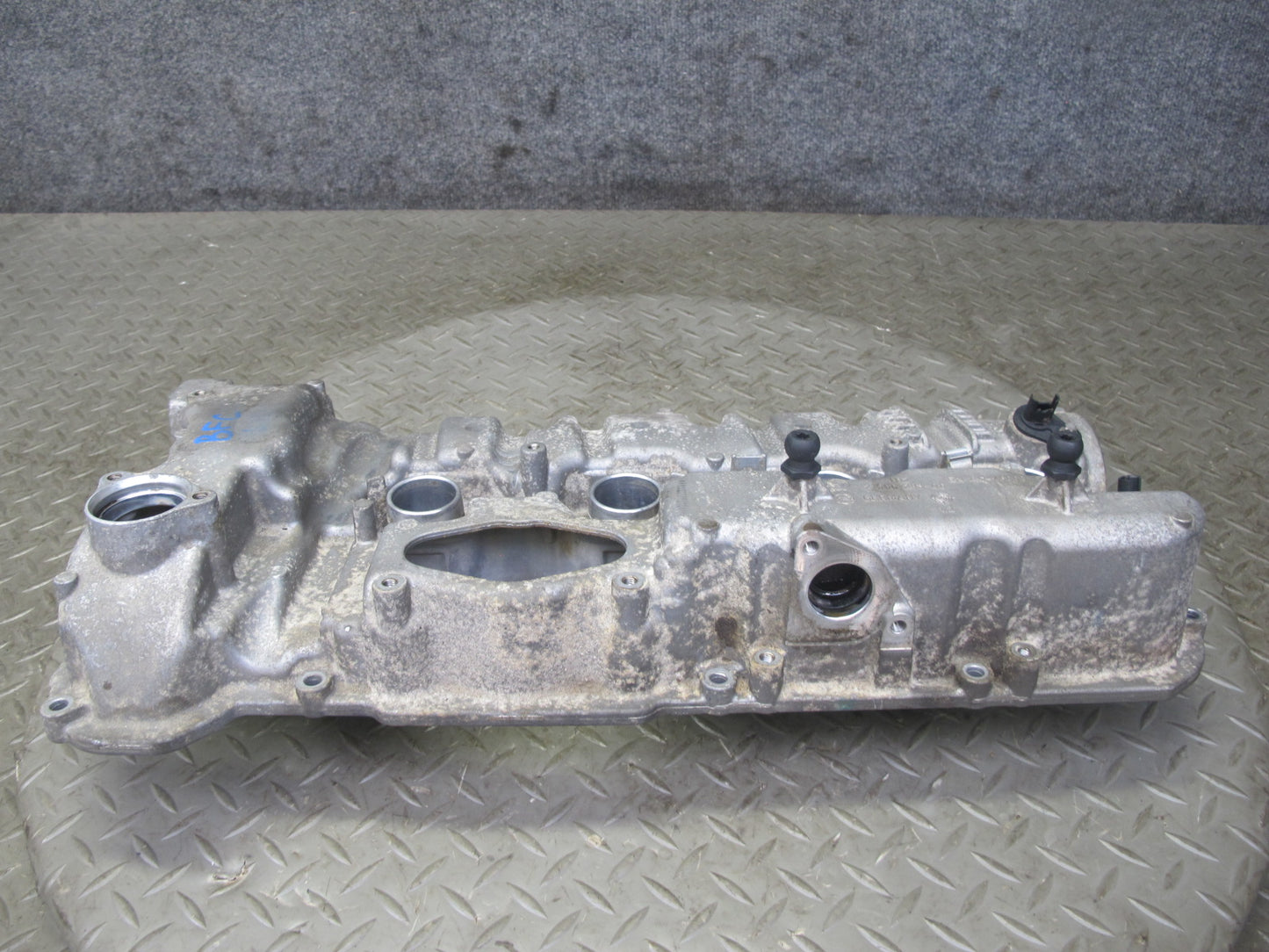 11-13 BMW F07 F12 F10 550I N63 Right Engine Cylinder Head Valve Cover 103K OEM