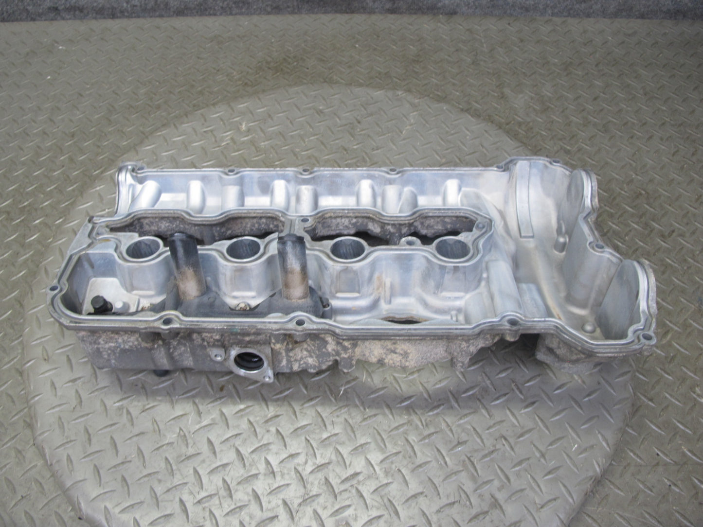 11-13 BMW F07 F12 F10 550I N63 Right Engine Cylinder Head Valve Cover 103K OEM
