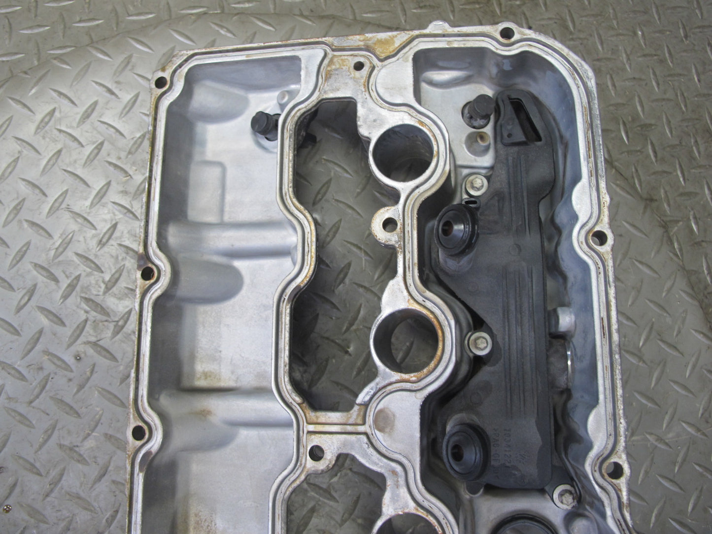 11-13 BMW F07 F12 F10 550I N63 Left Engine Cylinder Head Valve Cover 103K OEM