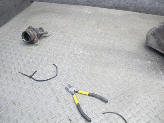 97-98 Chevrolet Corvette C5 Rear Left Gas Fuel Tank Unit 10410831 OEM