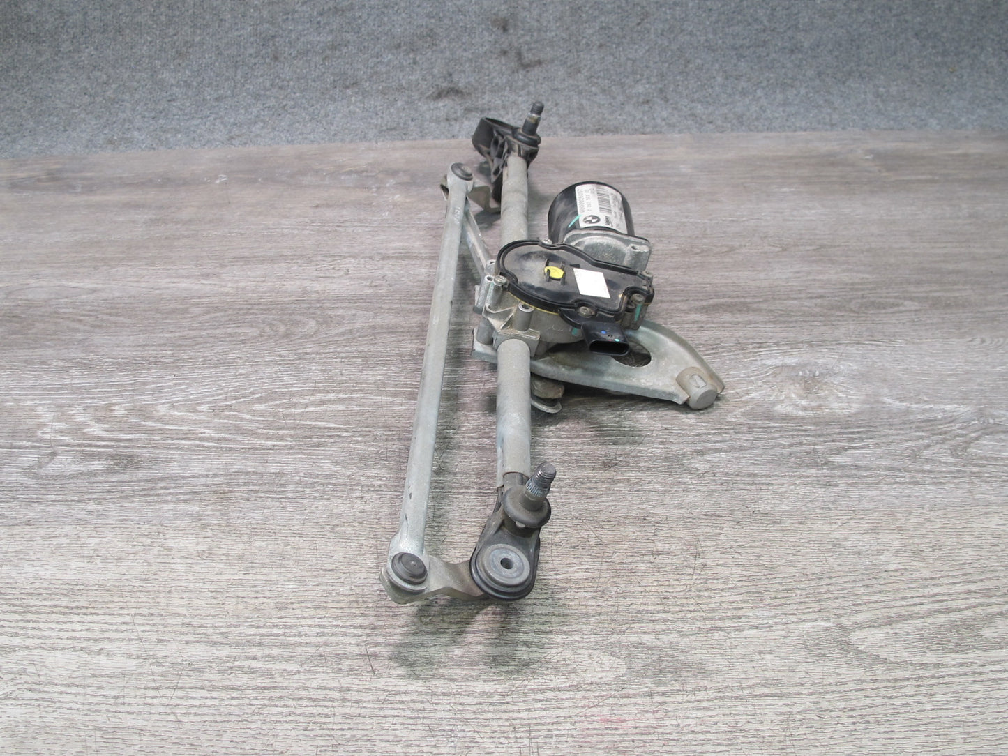 12-16 BMW F30 F31 F32 F34 335i Windshield Wiper Transmission Linkage w Motor OEM