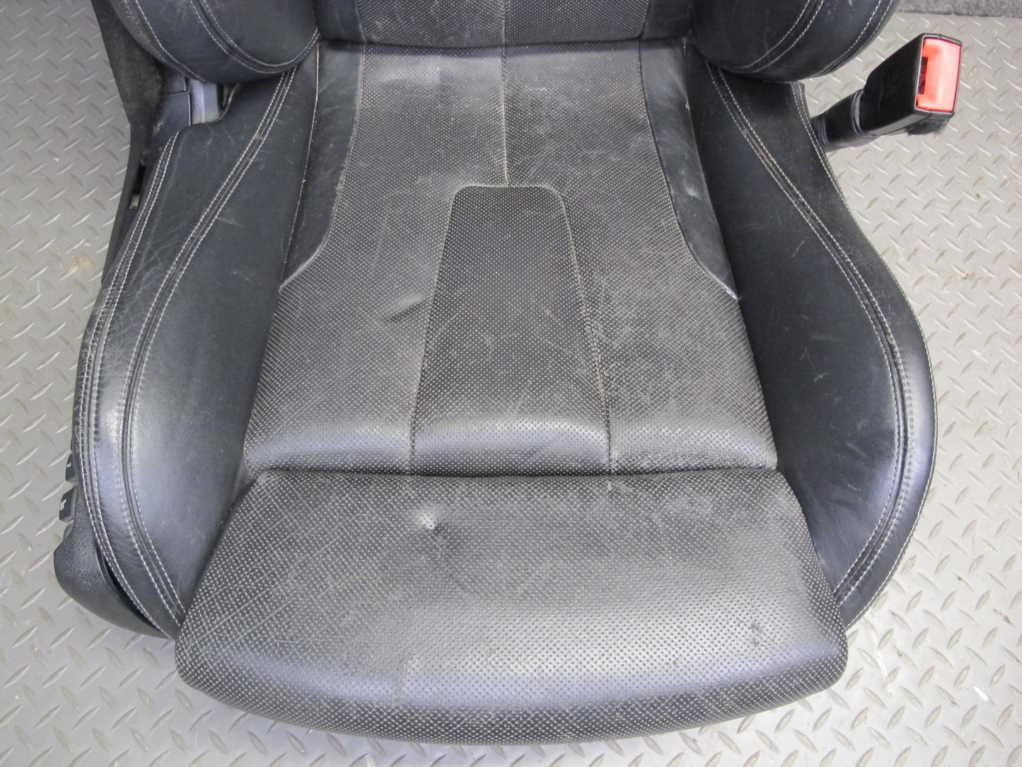 2012-2015 BMW F12 M6 Conv Front & Rear Comfort Heated Vented Leather Seat Set