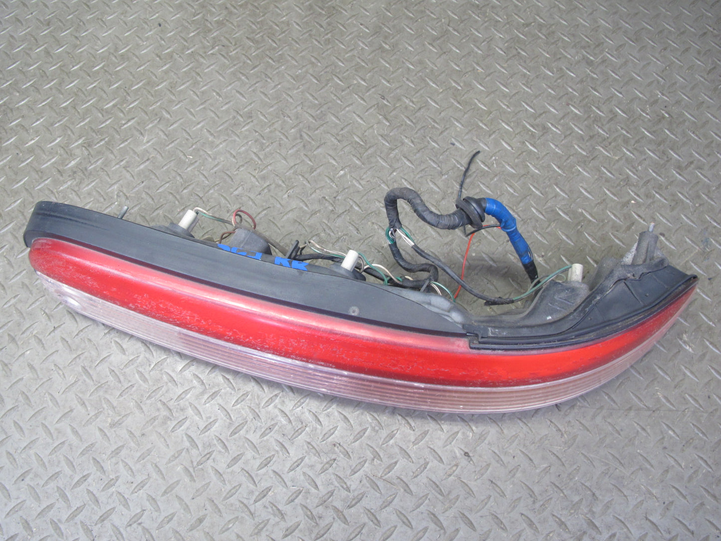 95-96 Lexus JZZ31L SC400 SC300 Set of 2 Rear Left & Right Tail Light Lamp OEM