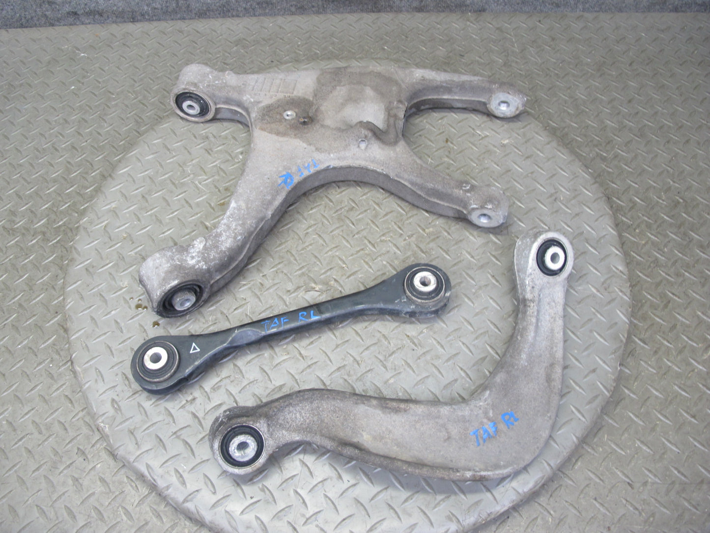 10-16 Audi B8 A4 S4 AWD Set of 3 Rear Left Upper & Lower Control Arm OEM