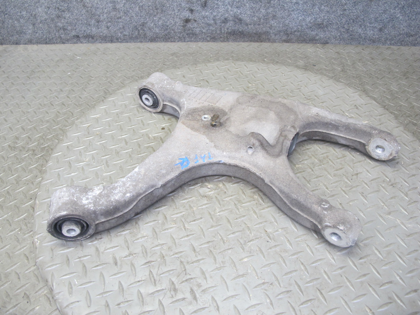 10-16 Audi B8 A4 S4 AWD Set of 3 Rear Left Upper & Lower Control Arm OEM