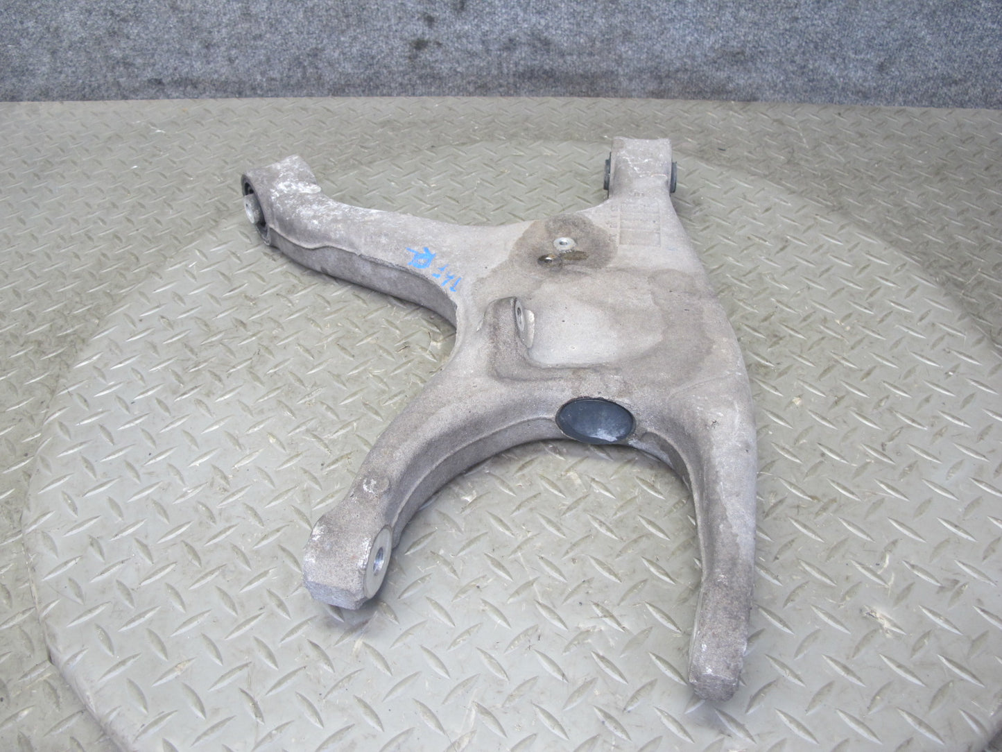 10-16 Audi B8 A4 S4 AWD Set of 3 Rear Left Upper & Lower Control Arm OEM