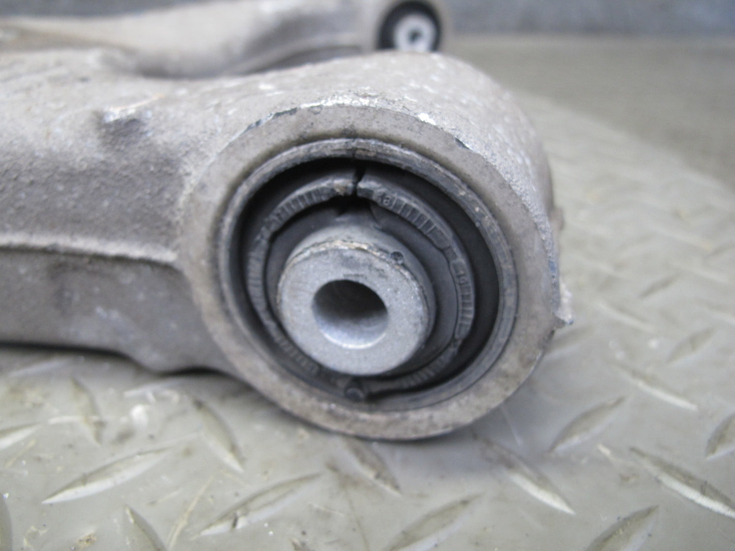 10-16 Audi B8 A4 S4 AWD Set of 3 Rear Left Upper & Lower Control Arm OEM