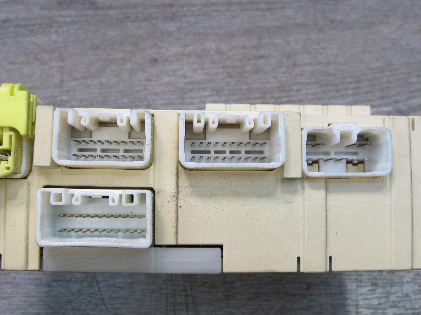 02-05 Lexus Z40 SC430 Front Right Dashboard Fuse Box Module 82730-24030 OEM