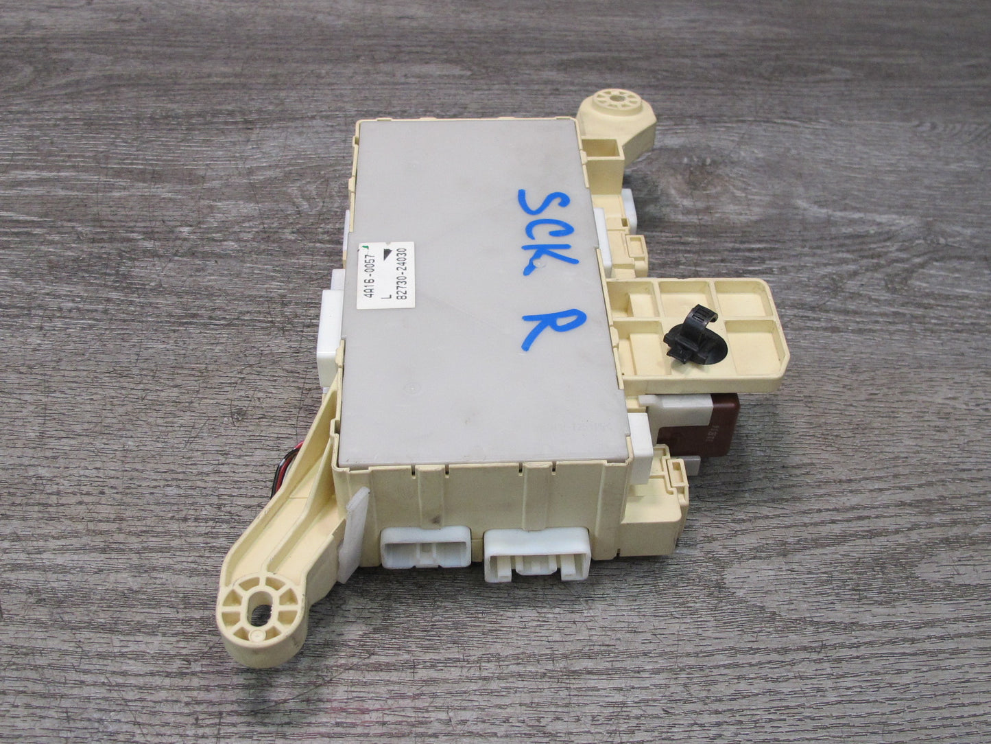 02-05 Lexus Z40 SC430 Front Right Dashboard Fuse Box Module 82730-24030 OEM