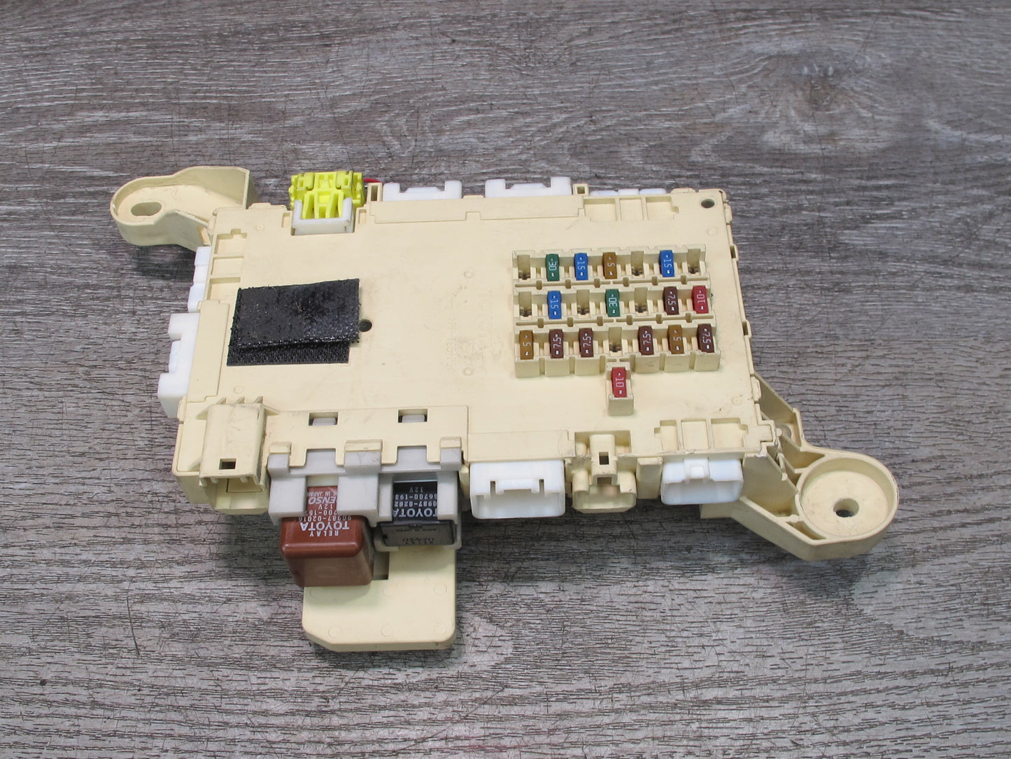 02-05 Lexus Z40 SC430 Front Left Dashboard Fuse Box Module 82730-24012 OEM
