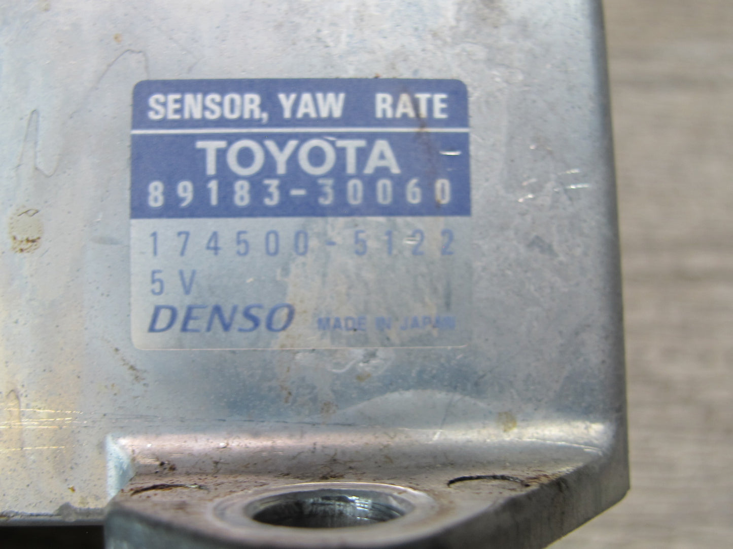02-10 Lexus Z40 SC430 YAW Rate Stability Sensor 89183-30060 OEM