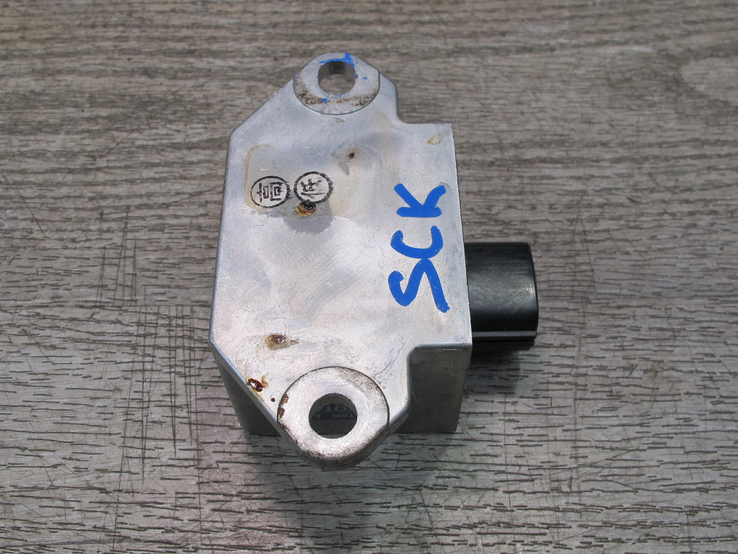 02-10 Lexus Z40 SC430 YAW Rate Stability Sensor 89183-30060 OEM