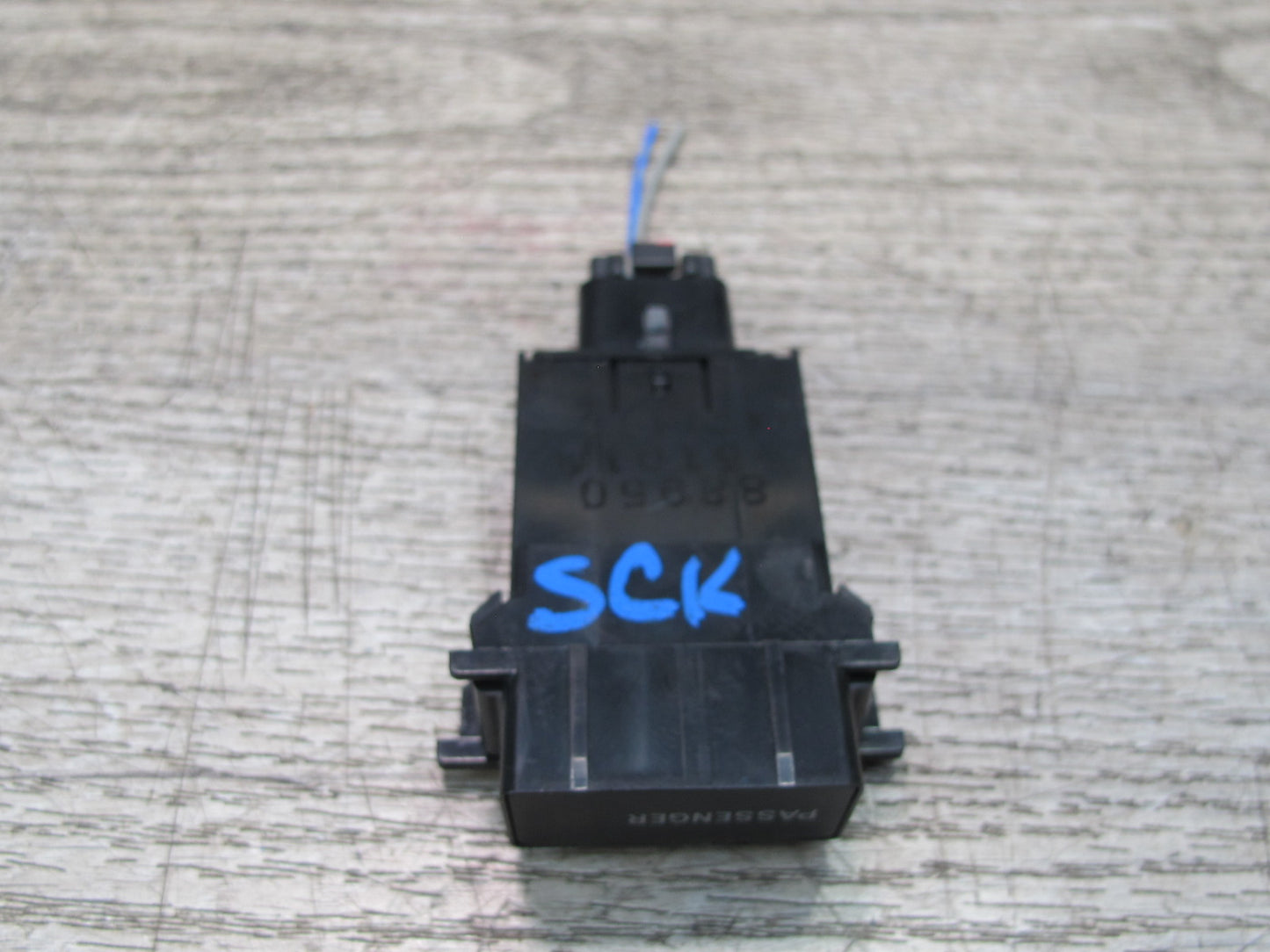 02-10 Lexus Z40 SC430 Passenger Warning Indicator Seat Belt Light Lamp OEM
