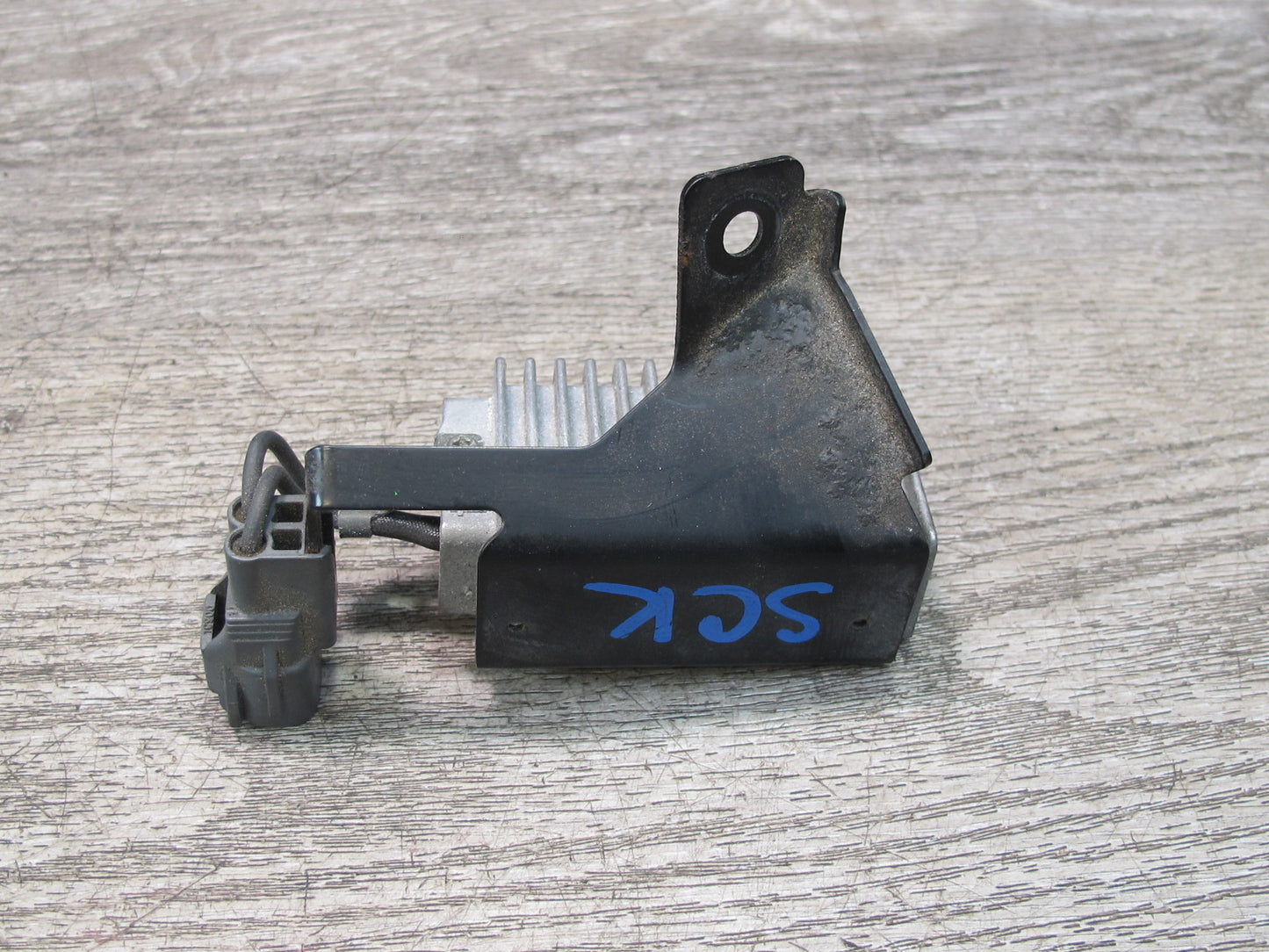 02-10 Lexus Z40 SC430 Gas Fuel Pump Resistor Module 23080-50120 OEM