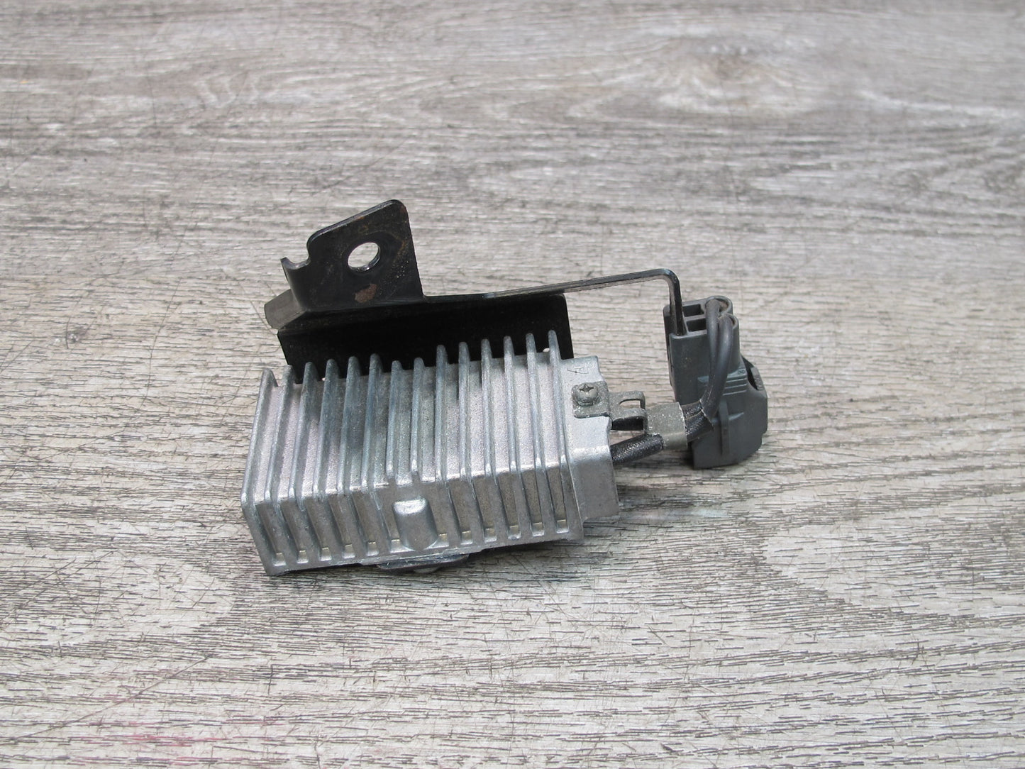 02-10 Lexus Z40 SC430 Gas Fuel Pump Resistor Module 23080-50120 OEM