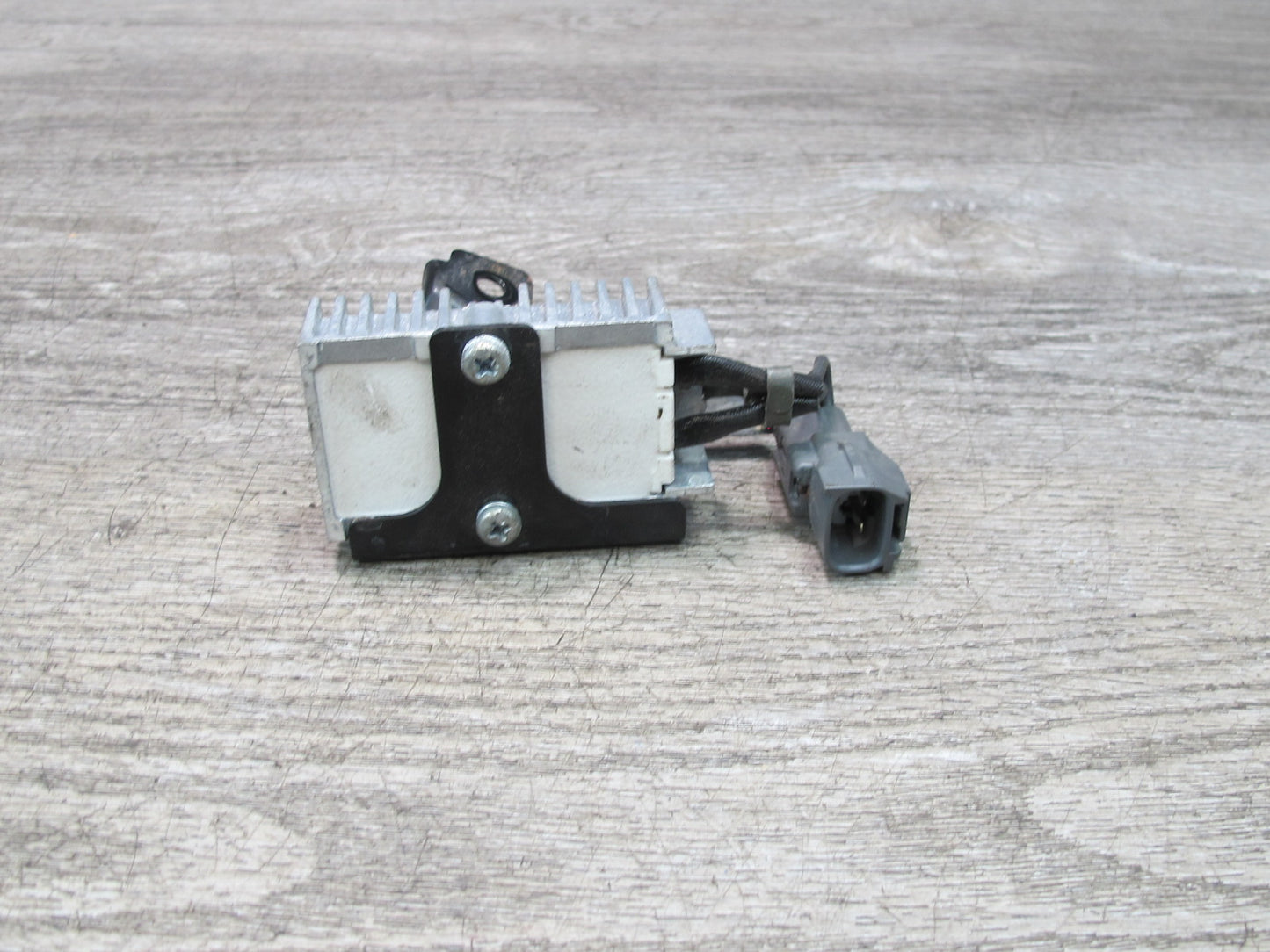 02-10 Lexus Z40 SC430 Gas Fuel Pump Resistor Module 23080-50120 OEM
