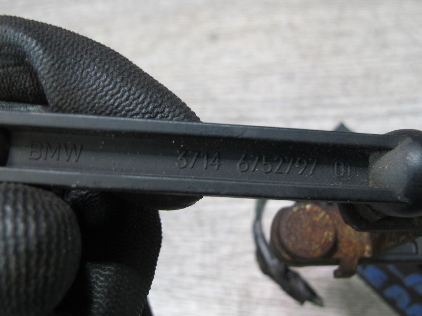 2001-2006 BMW E46 M3 3-SERIES Rear Suspension Height Level Sensor 1093698