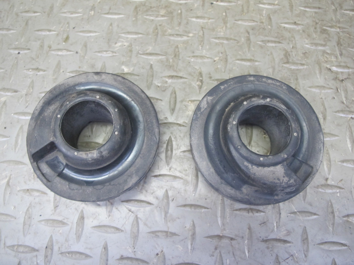 10-16 Audi S4 AWD Rear Left & Right Suspension Coil Spring w Pad Set OEM