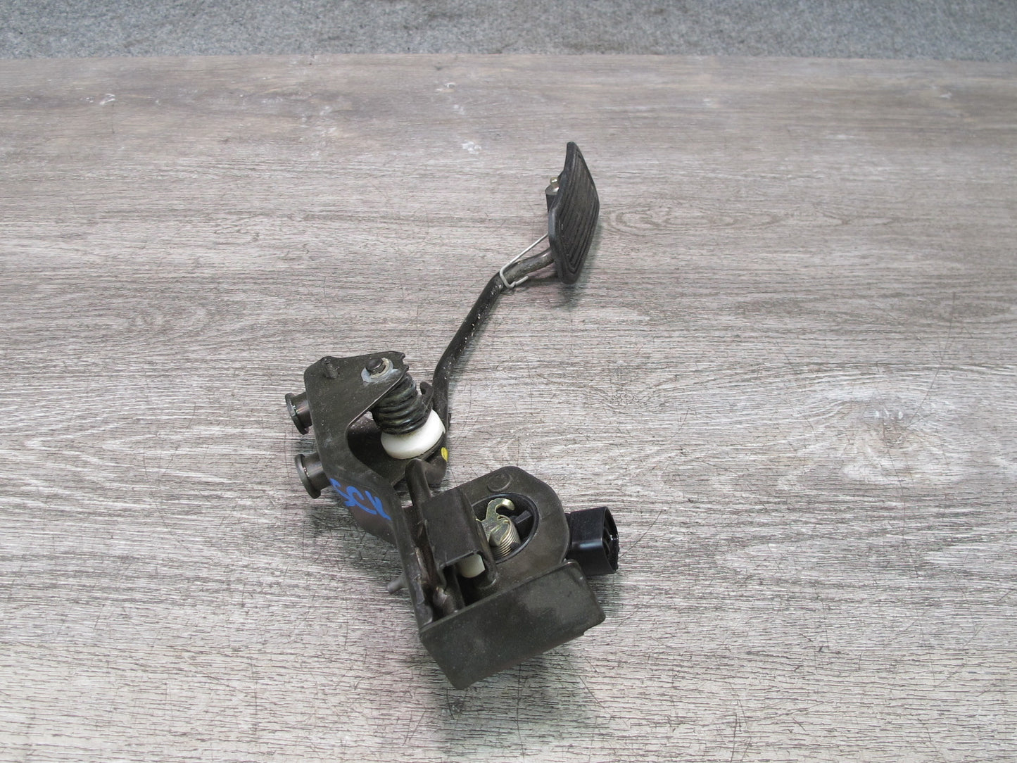 02-10 Lexus Z40 SC430 Gas Accelerator Throttle Pedal w Position Sensor OEM